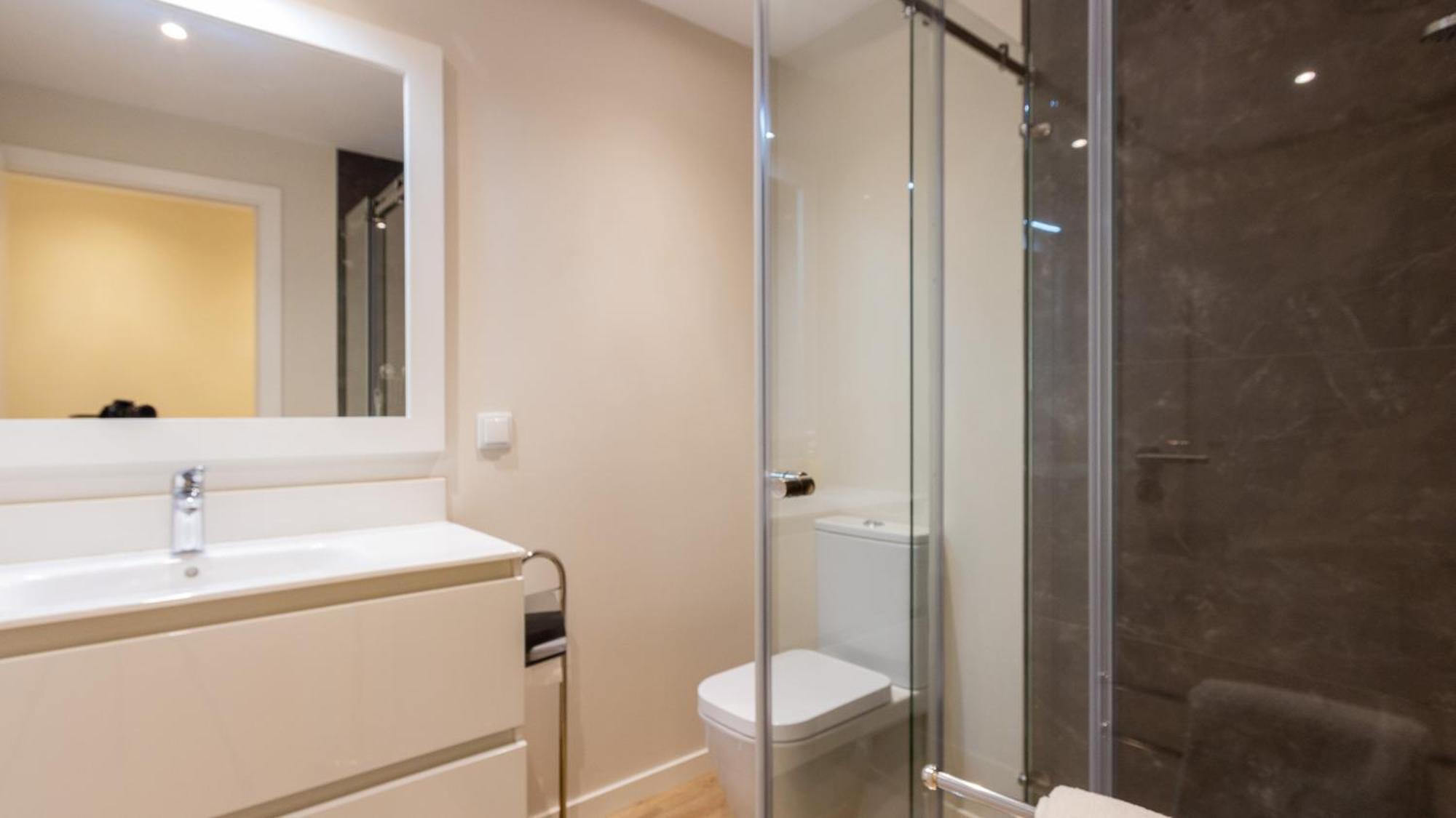 Luxury And Modern Apartment In Porto Moniz Center Eksteriør billede