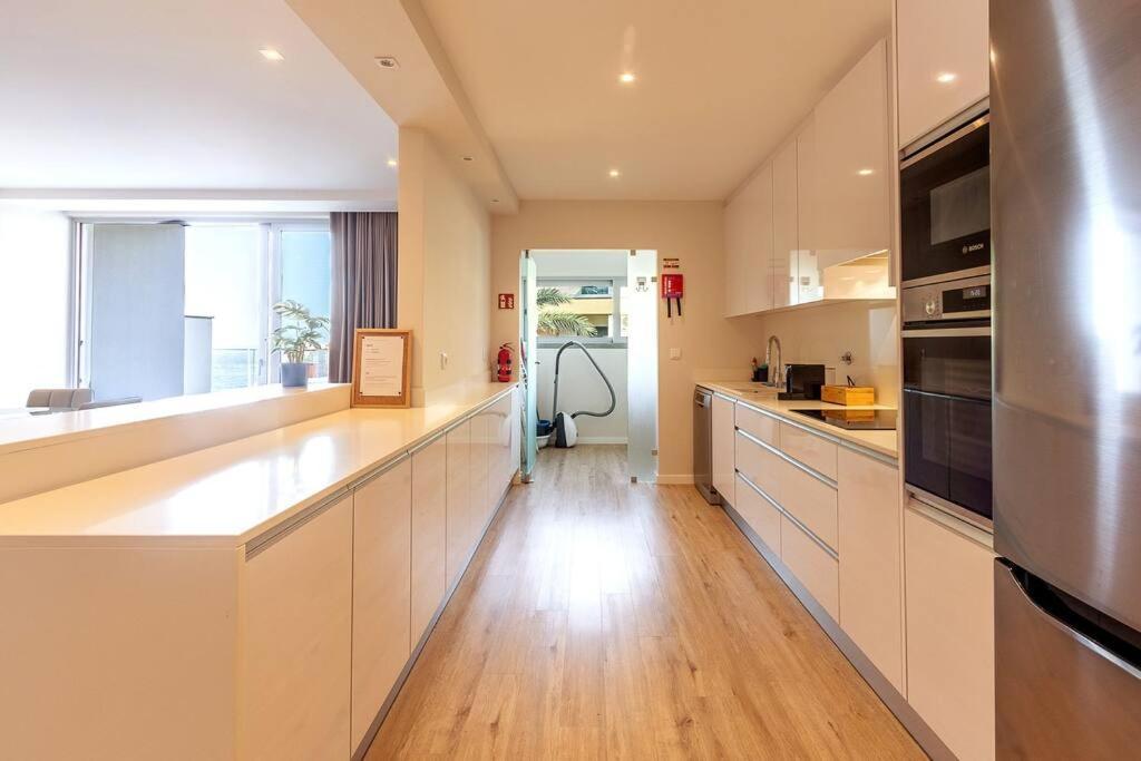 Luxury And Modern Apartment In Porto Moniz Center Eksteriør billede
