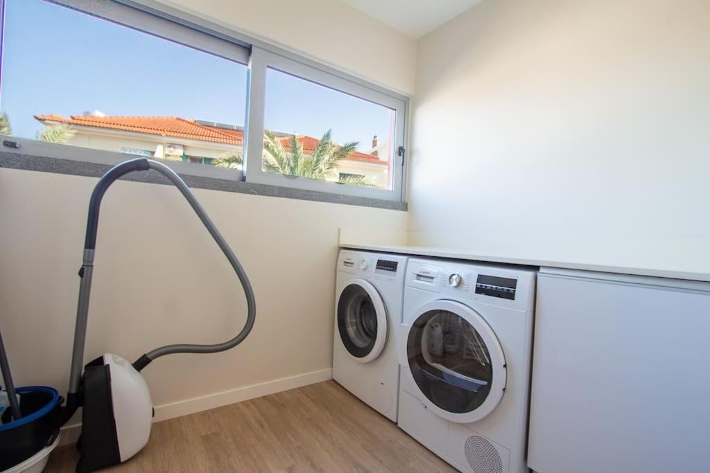 Luxury And Modern Apartment In Porto Moniz Center Eksteriør billede