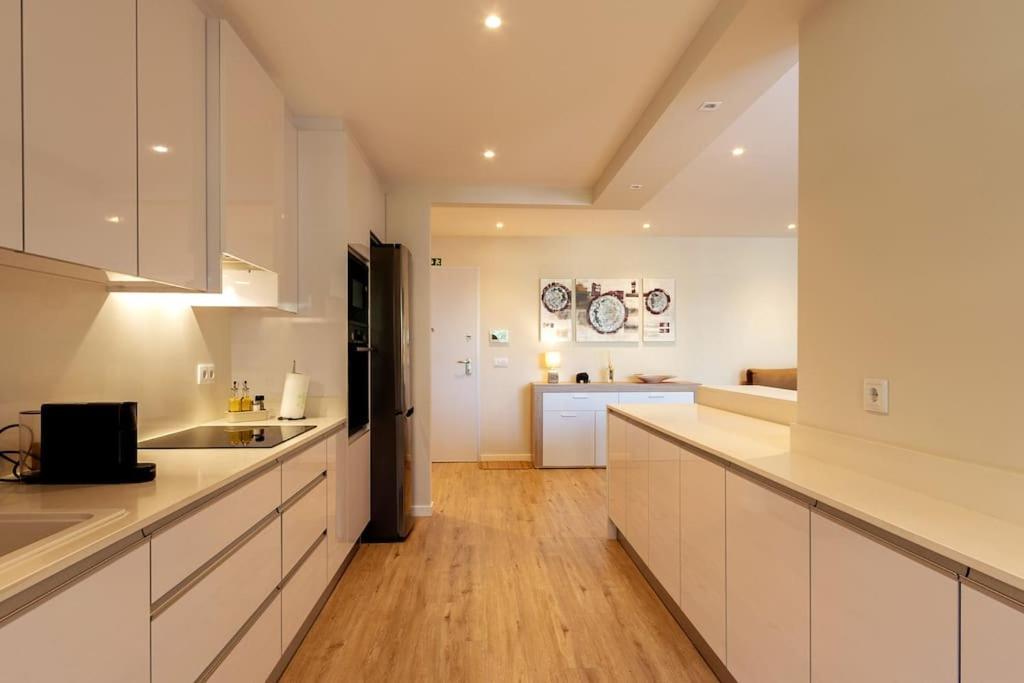 Luxury And Modern Apartment In Porto Moniz Center Eksteriør billede