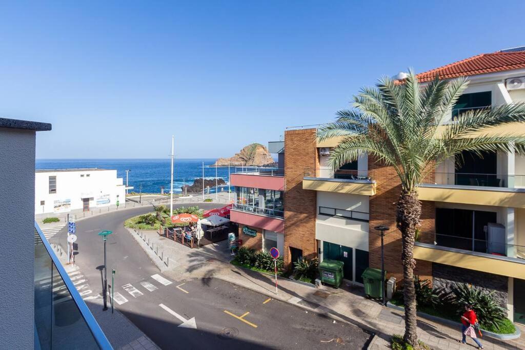 Luxury And Modern Apartment In Porto Moniz Center Eksteriør billede